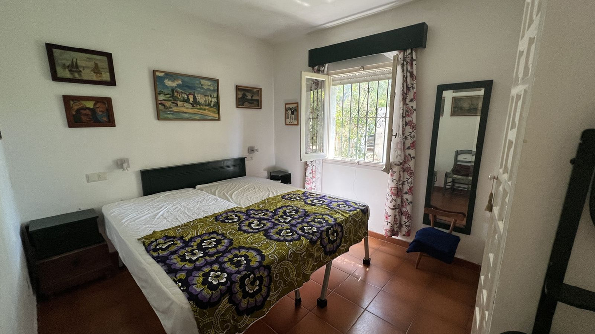 Villa Pareada en venta en Costabella, Costa del Sol