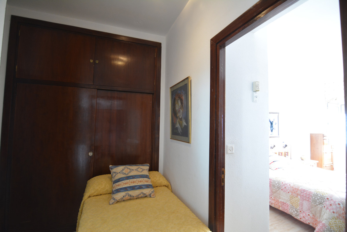 Apartment Middle Floor in Fuengirola, Costa del Sol
