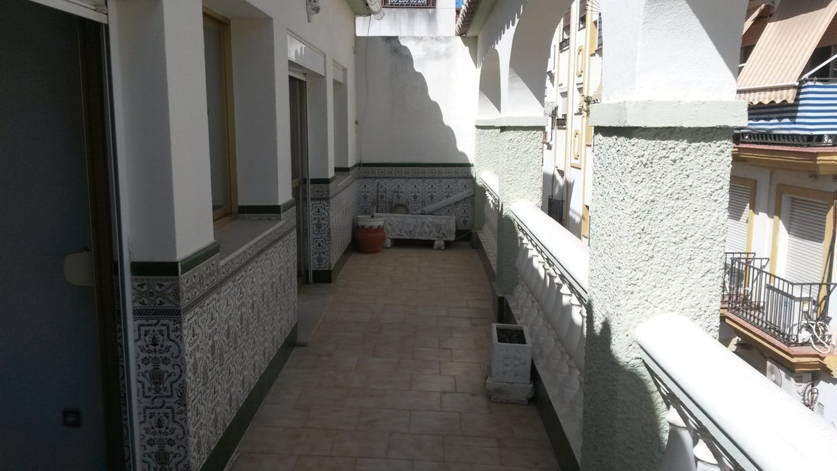 3 bedroom Commercial Property For Sale in Arroyo de la Miel, Málaga - thumb 24