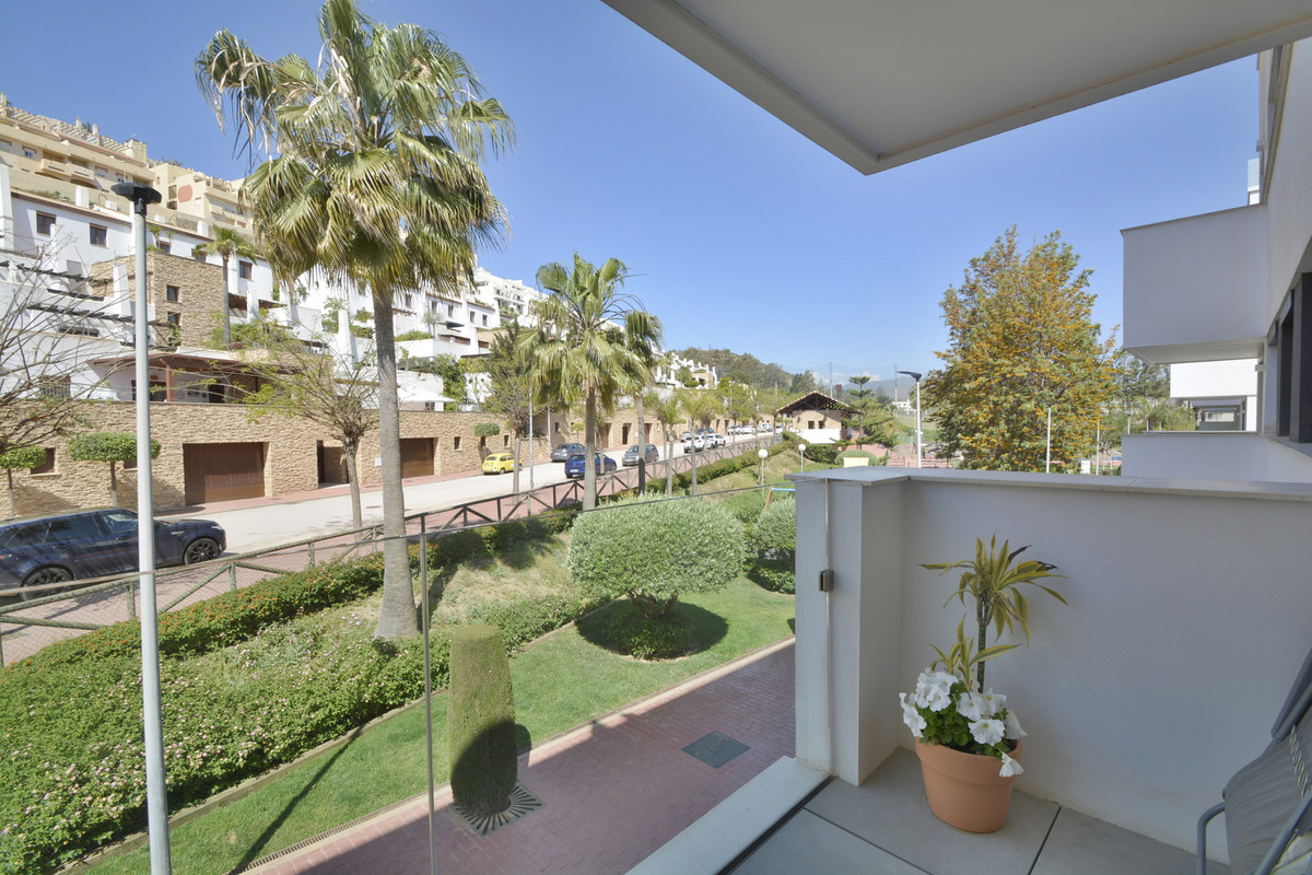3 bedroom Apartment For Sale in La Cala de Mijas, Málaga - thumb 18