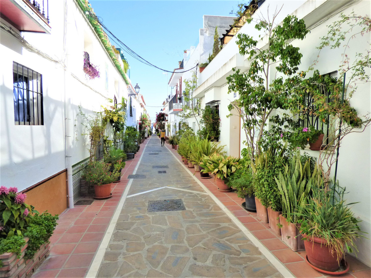 6 Bedroom Townhouse For Sale Marbella, Costa del Sol - HP2731415