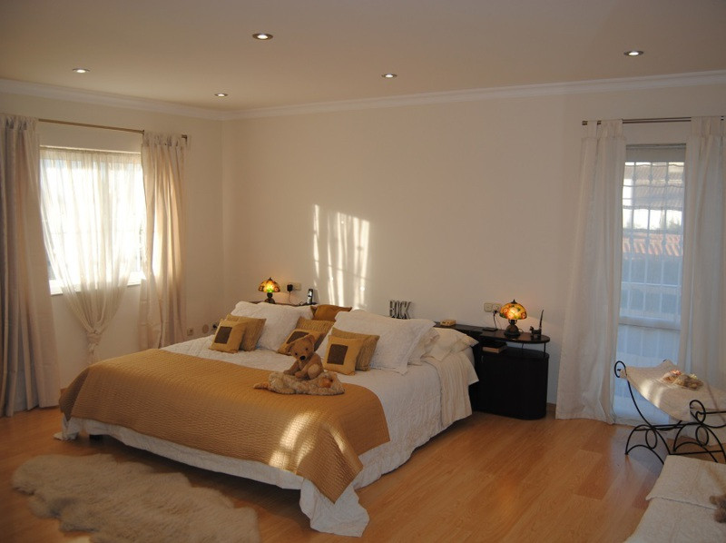 5 bedrooms Villa in Torremolinos