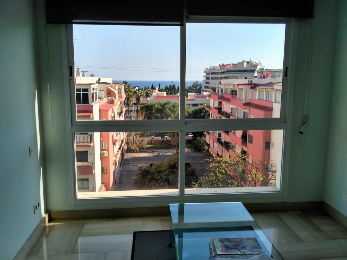 1 Bedroom Middle Floor Apartment For Sale Marbella, Costa del Sol - HP3269698