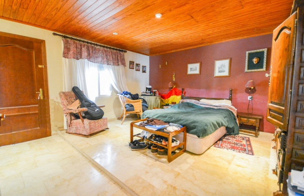 7 bedroom Villa For Sale in Benalmadena, Málaga - thumb 22