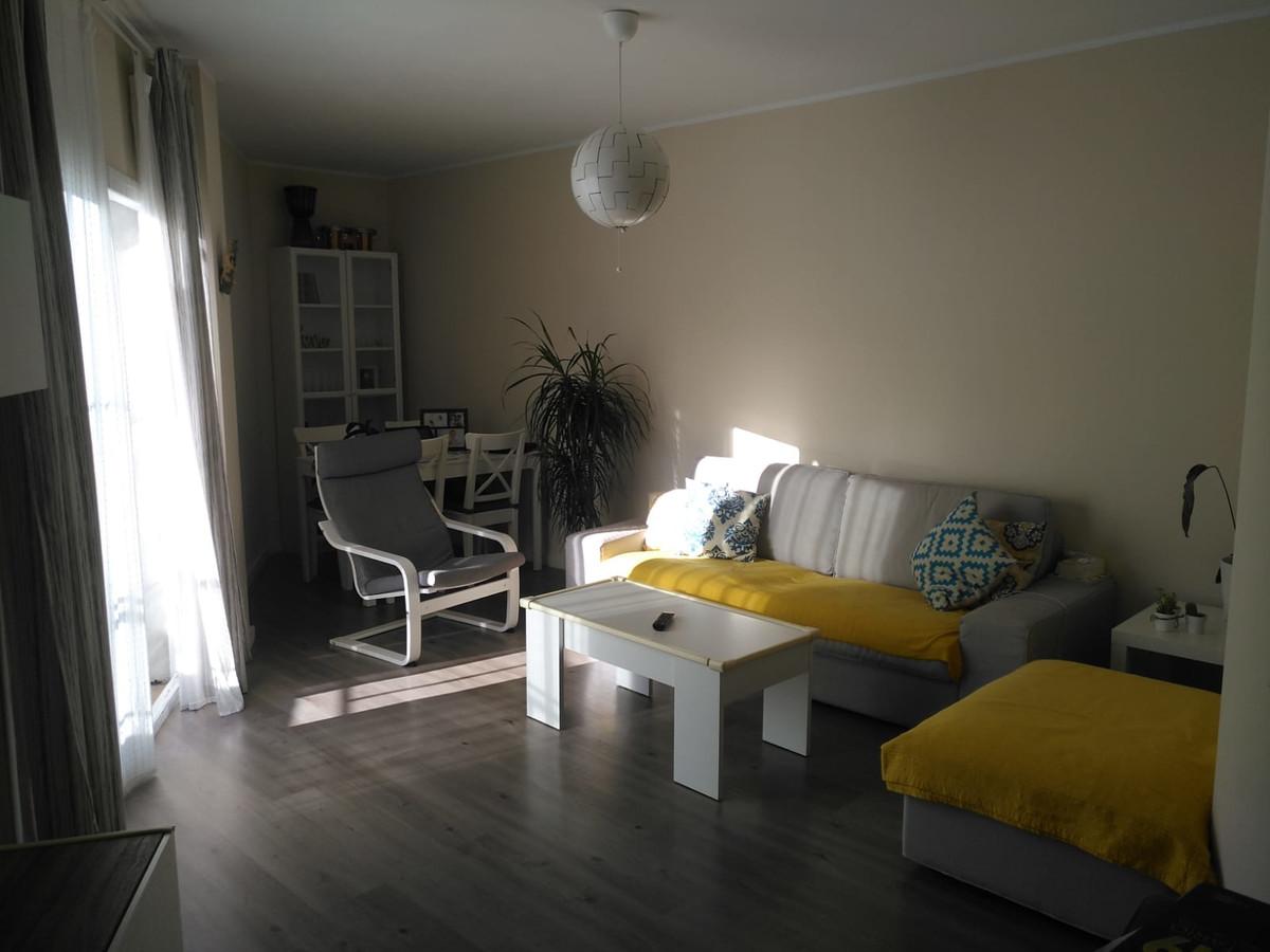 Appartement Mi-étage à Montemar, Costa del Sol
