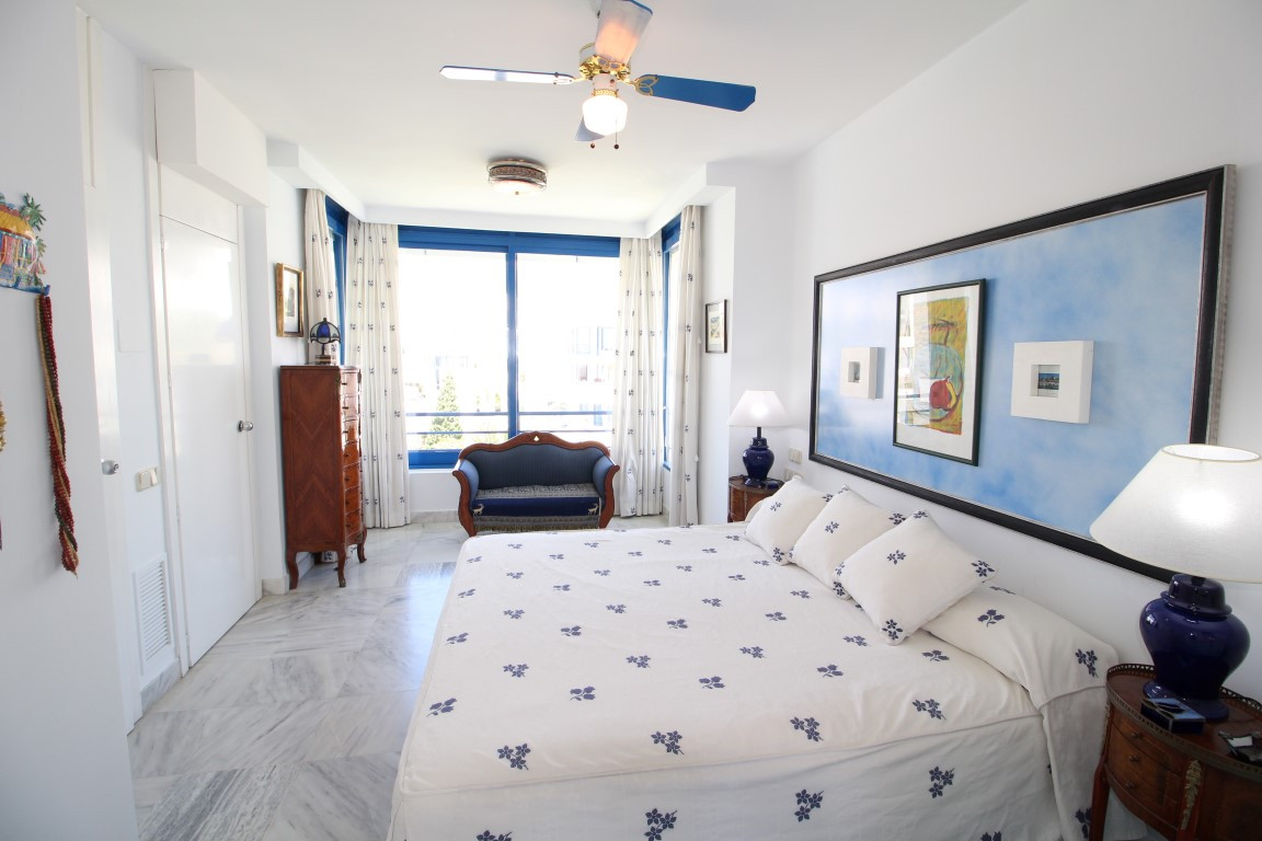 4 bedrooms Apartment in Marbella