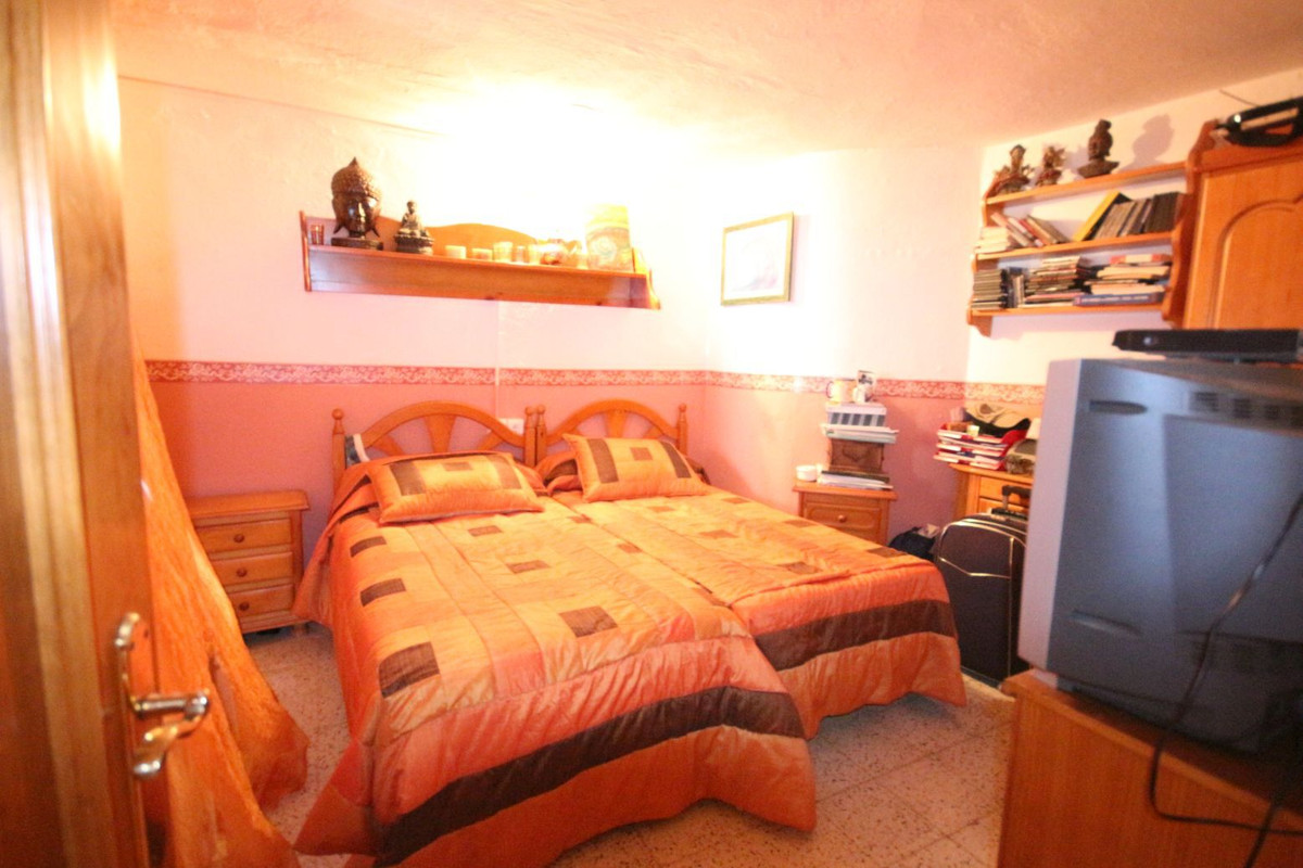3 bedroom Townhouse For Sale in Marbella, Málaga - thumb 14