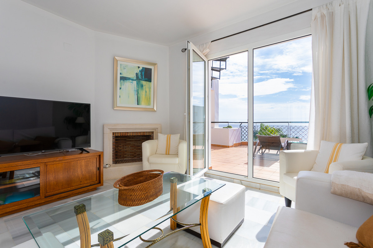 3 bedroom Apartment For Sale in Calahonda, Málaga - thumb 19