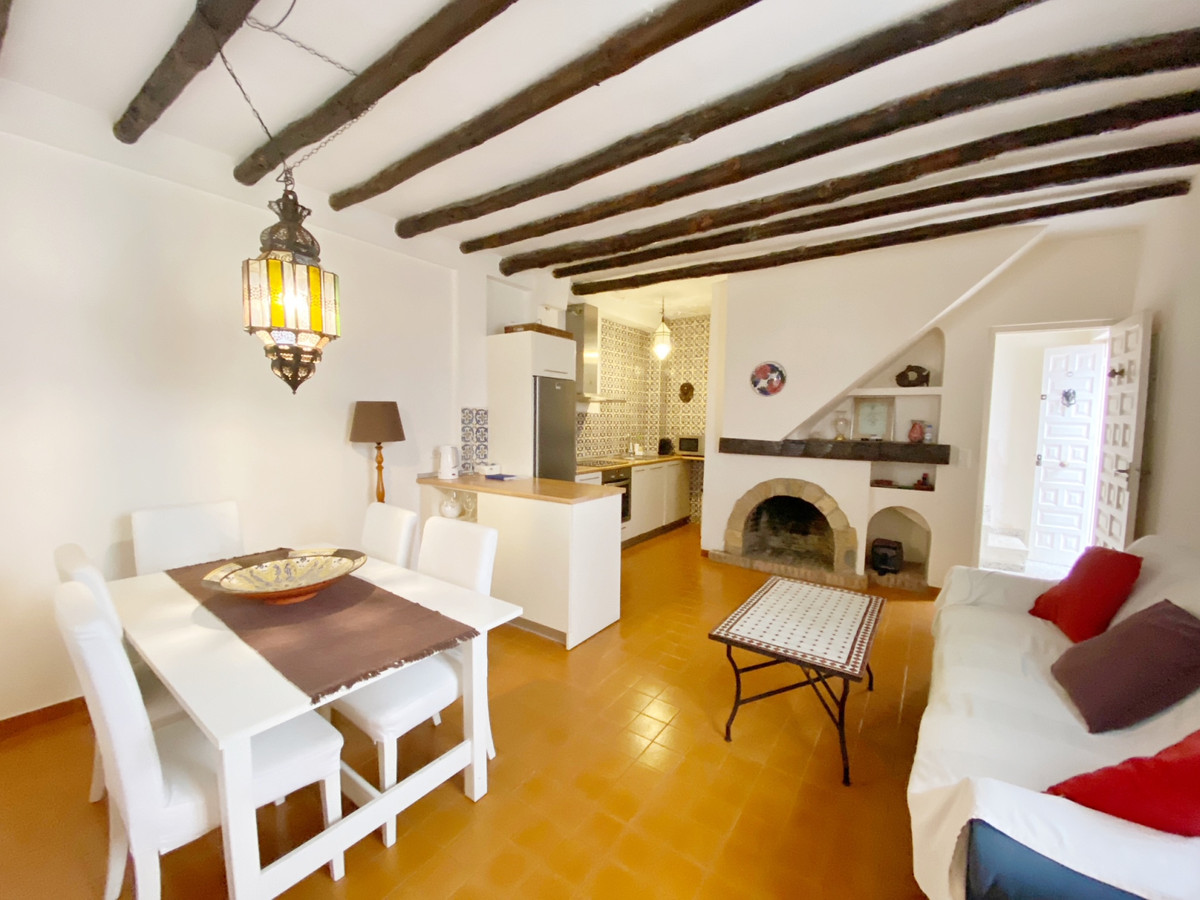 2 bedroom Townhouse For Sale in Marbella, Málaga - thumb 5