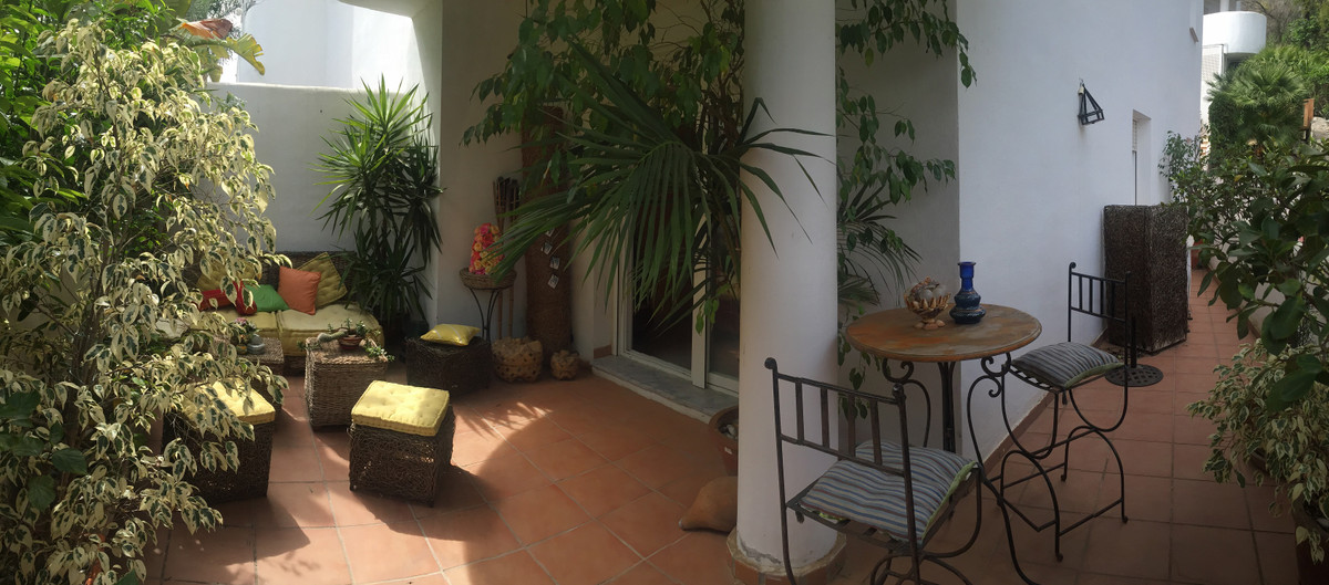 Apartment Ground Floor in The Golden Mile, Costa del Sol
