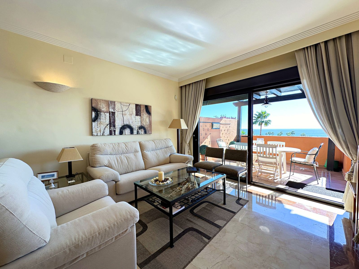 3 bedroom Apartment For Sale in Estepona, Málaga - thumb 18
