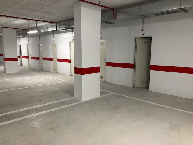 0 bedroom Commercial Property For Sale in Nueva Andalucía, Málaga - thumb 3