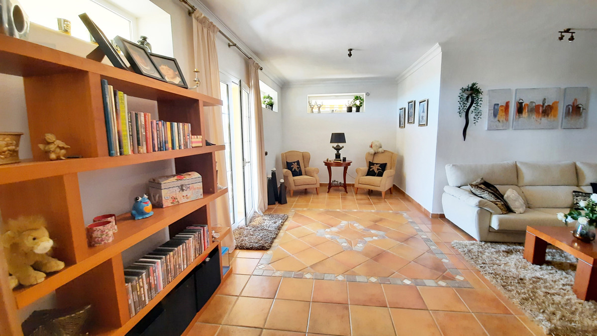 4 Bedroom Villa for sale Fuengirola