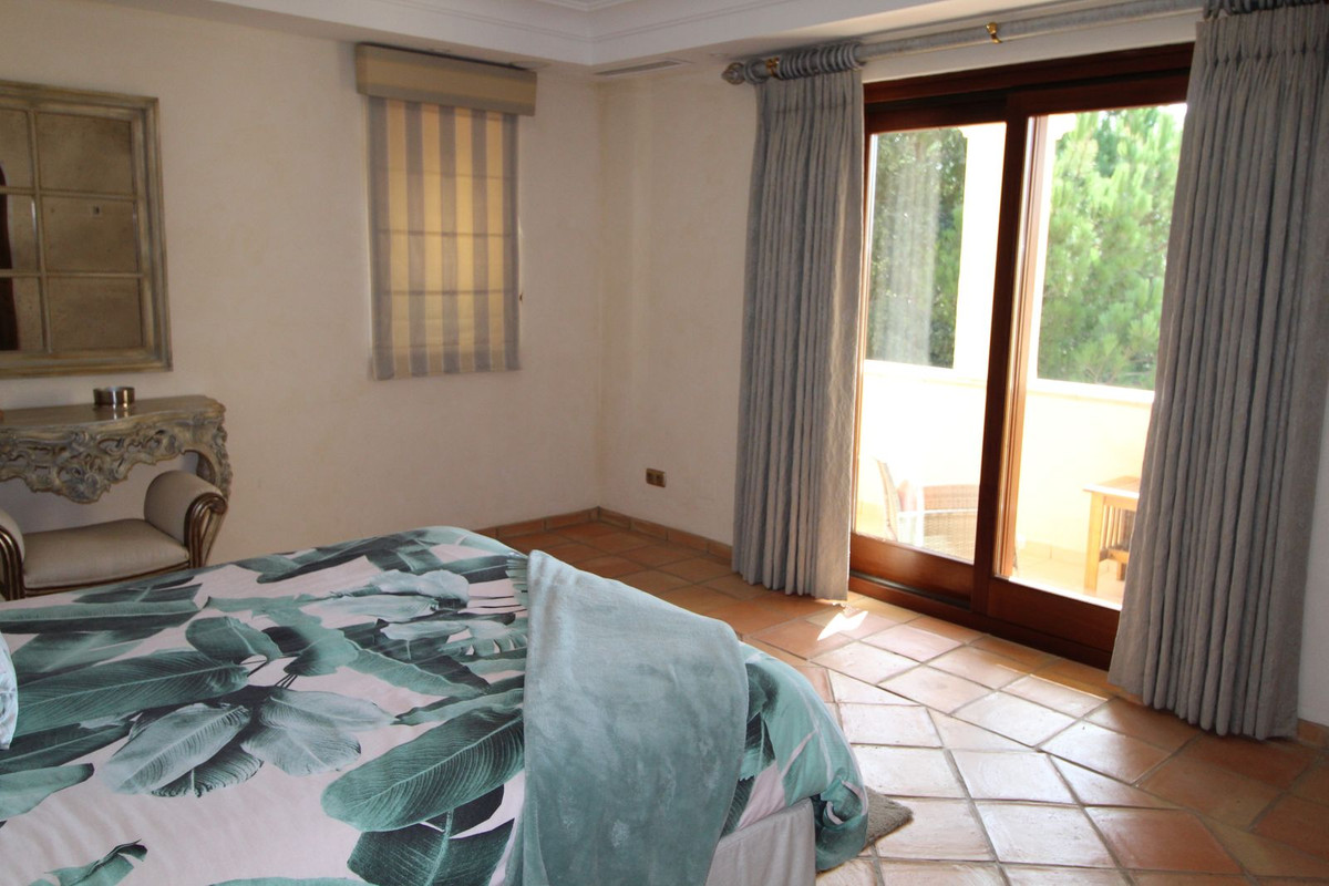 5 bedroom Villa For Sale in Sotogrande Alto, Cádiz - thumb 45