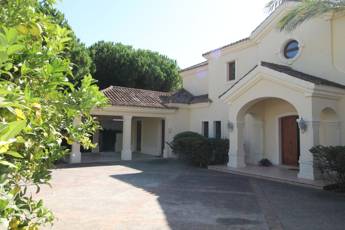 Villa te koop in Sotogrande Alto R3009020