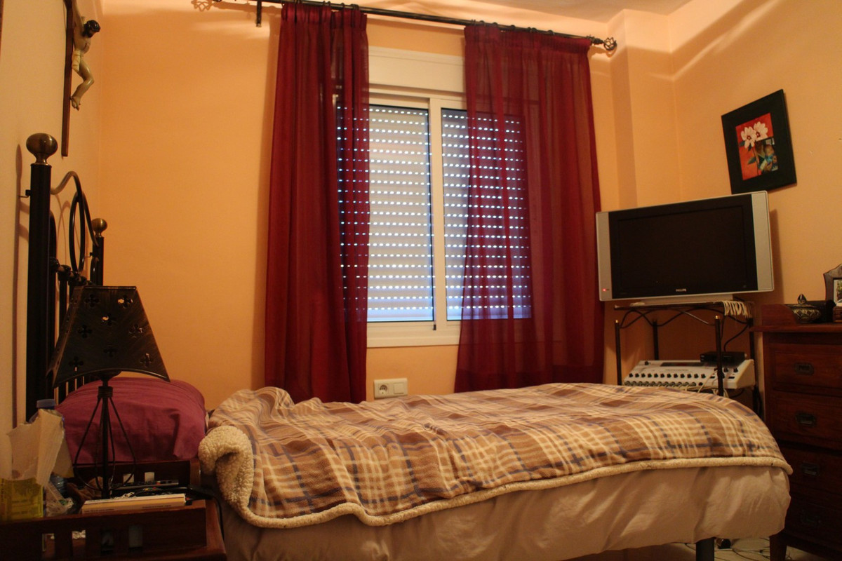 4 bedroom Apartment For Sale in Estepona, Málaga - thumb 21