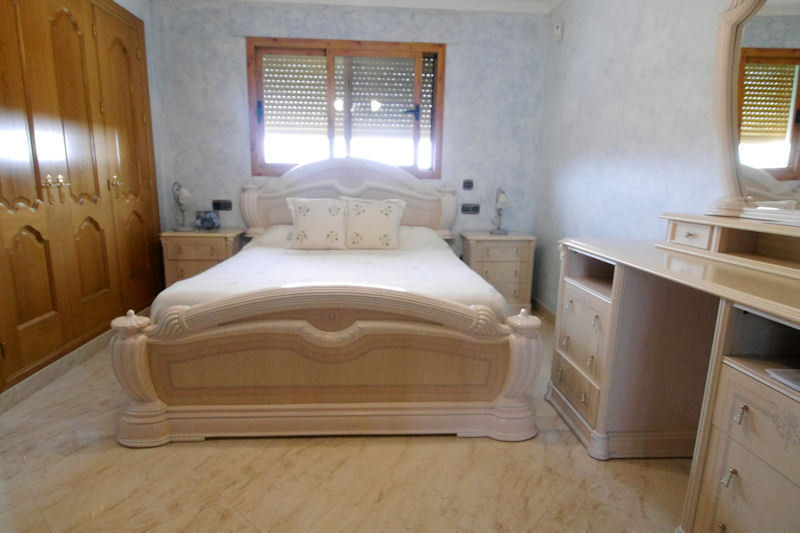 5 bedroom Villa For Sale in La Cala de Mijas, Málaga - thumb 25