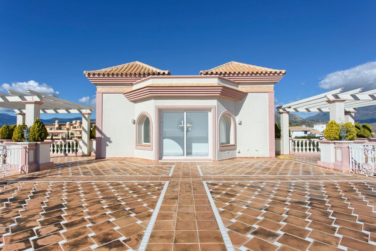 Villa Individuelle à Los Flamingos, Costa del Sol
