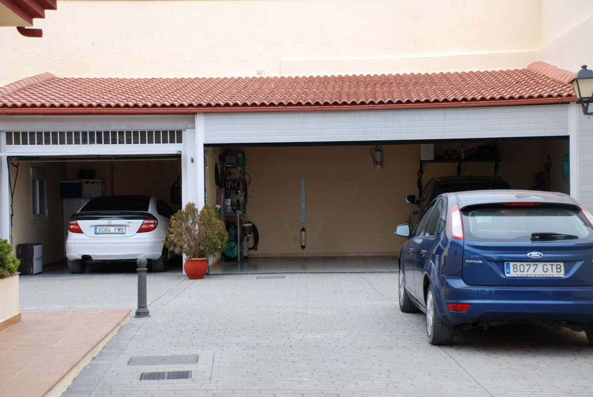 Villa Independiente en venta en Estepona, Costa del Sol