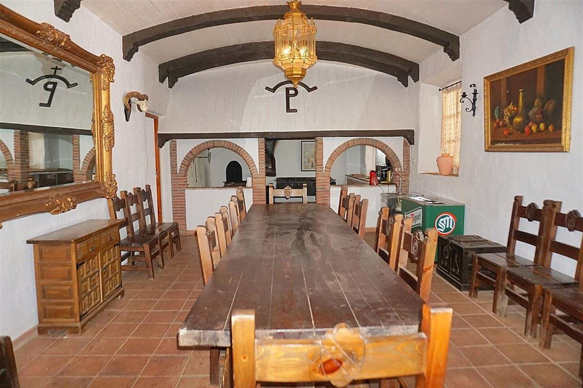 House in Almogía R3384496 10