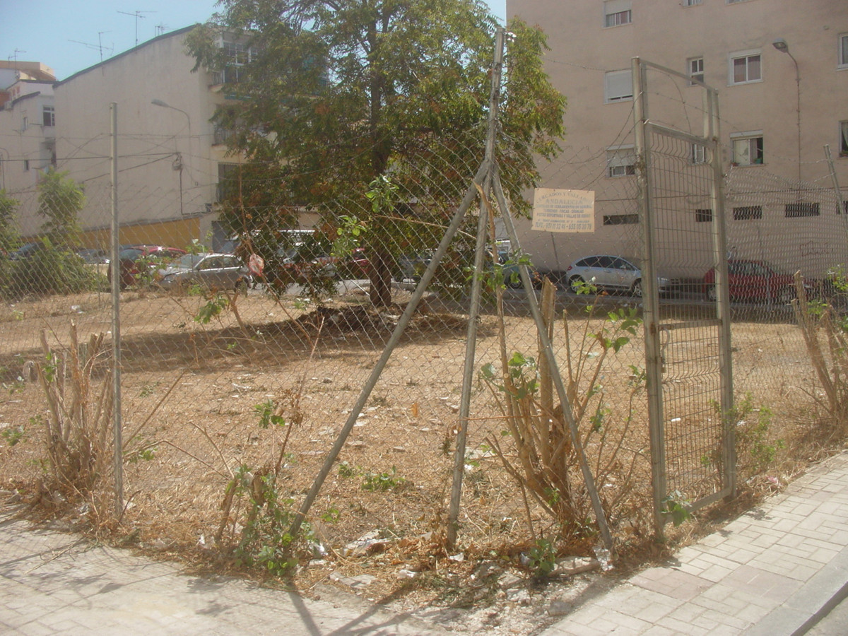 Terreno con 0 Dormitorios en Venta Málaga