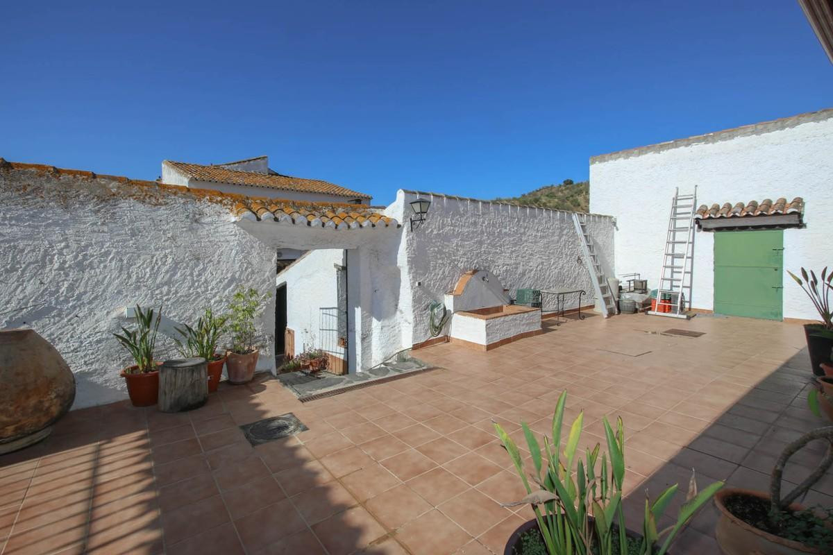 10 bedroom Commercial Property For Sale in Cártama, Málaga - thumb 45