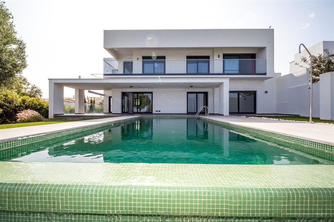 5 Bedroom Detached Villa For Sale Manilva, Costa del Sol - HP144013
