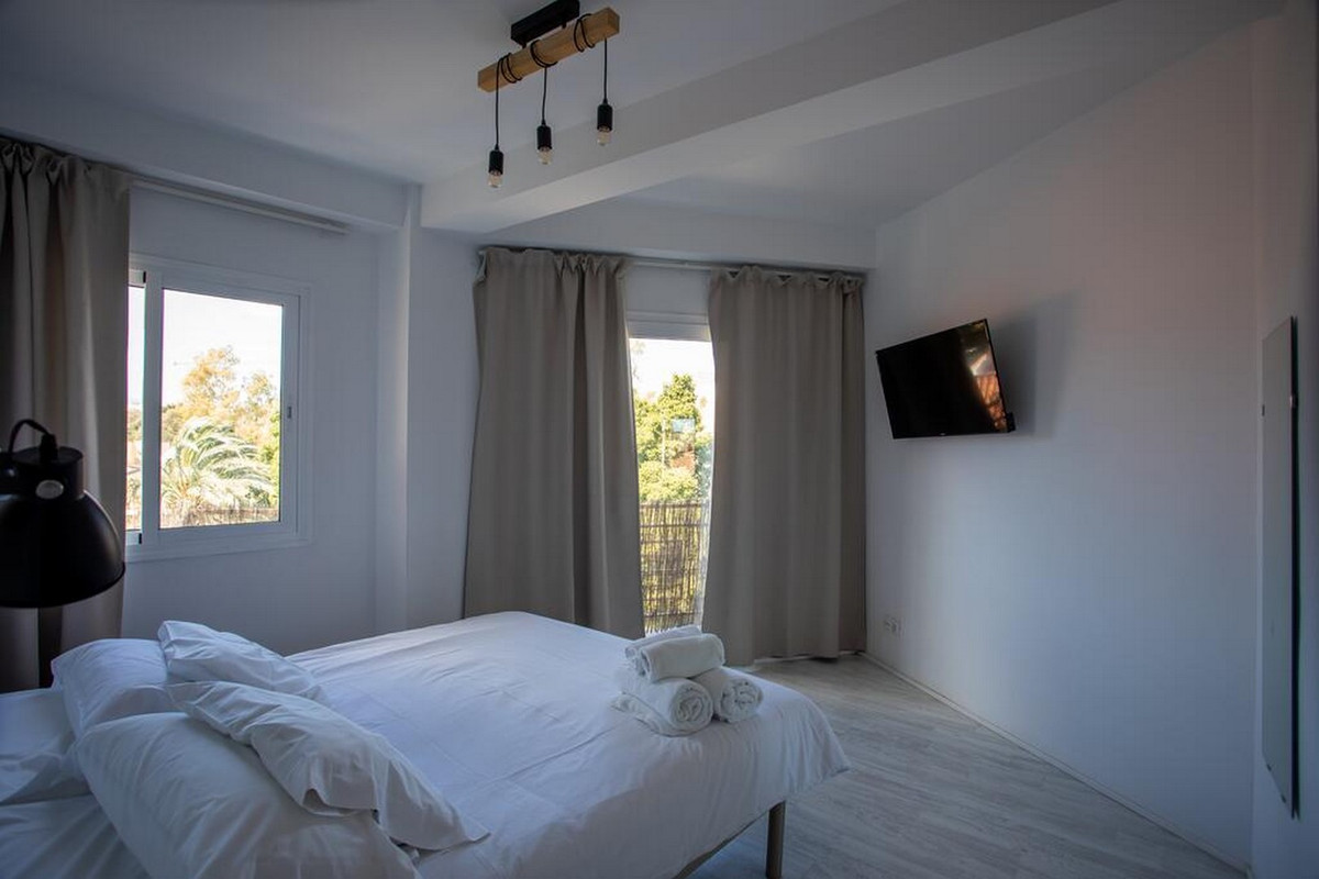 14 bedrooms Commercial in Fuengirola