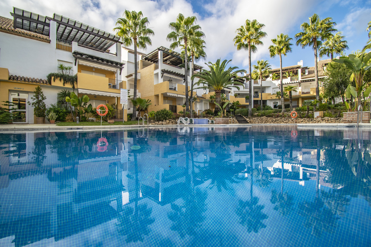 						Appartement  Rez-de-chaussée
													en vente 
																			 à Bahía de Marbella
					