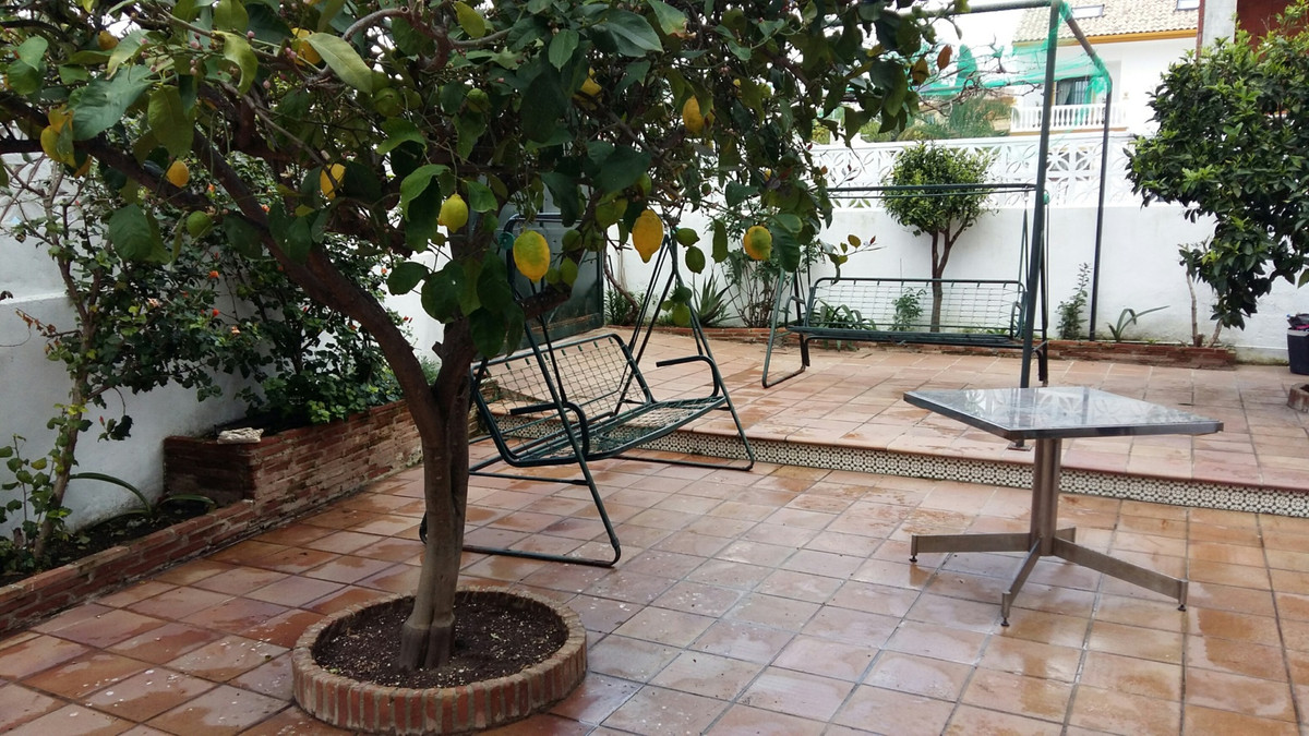  Villa, Pareada  en venta    en San Pedro de Alcántara