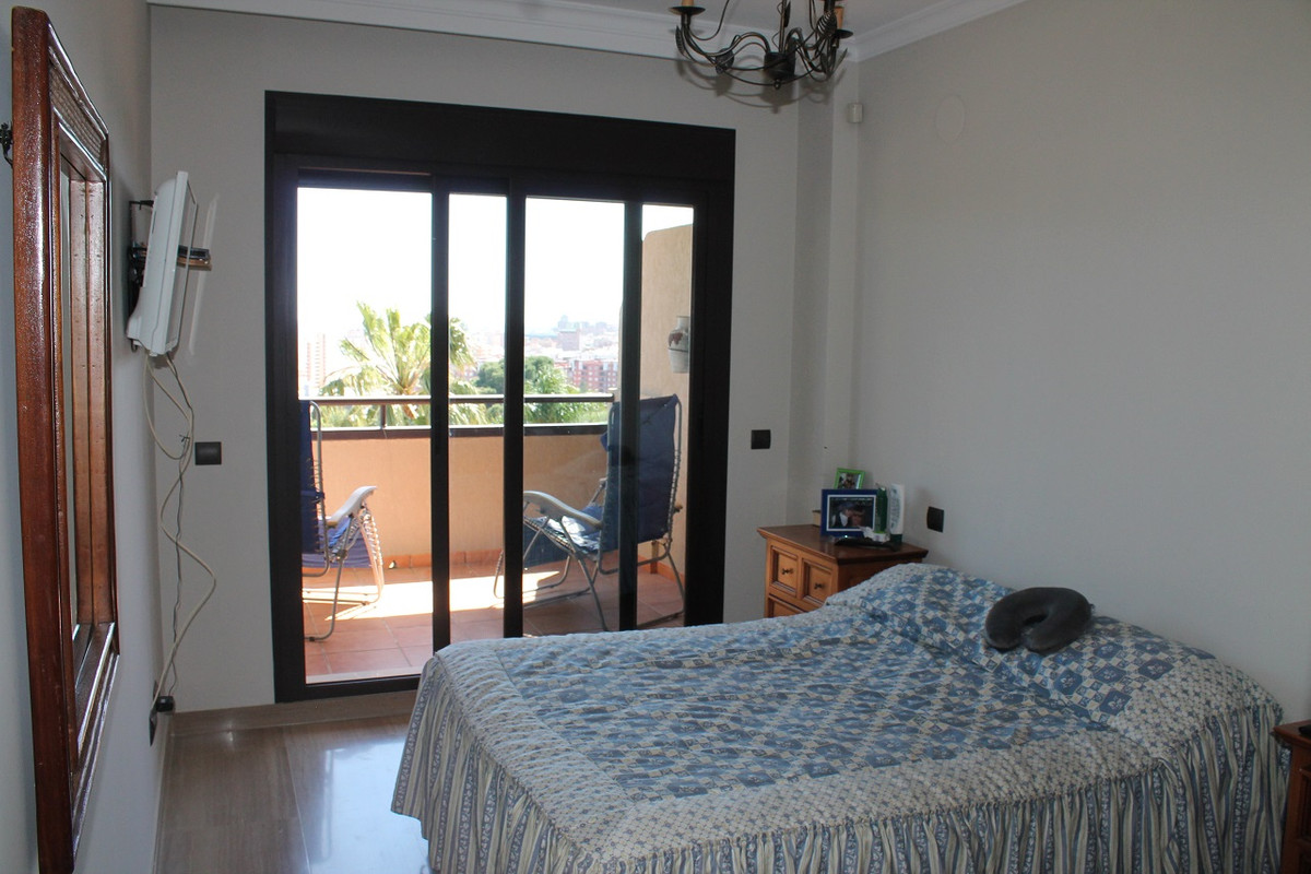 2 bedroom Apartment For Sale in Fuengirola, Málaga - thumb 9