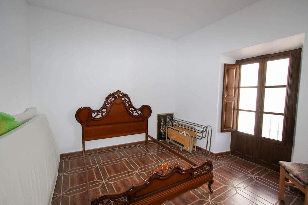7 Dormitorio Adosada Unifamiliar En Venta Guaro