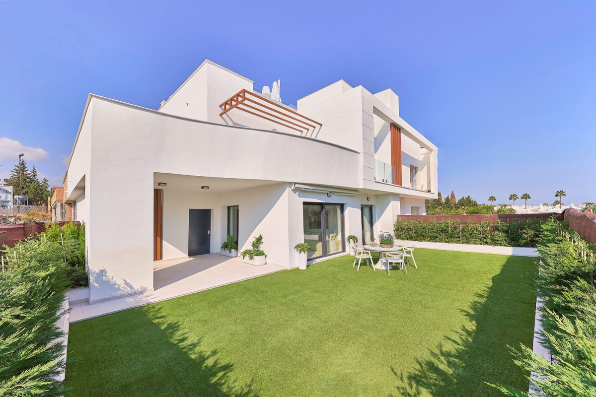 New Development: Prices from €&nbsp;697,000 to €&nbsp;697,000. [Beds: 3 - 3] [Bath, Spain