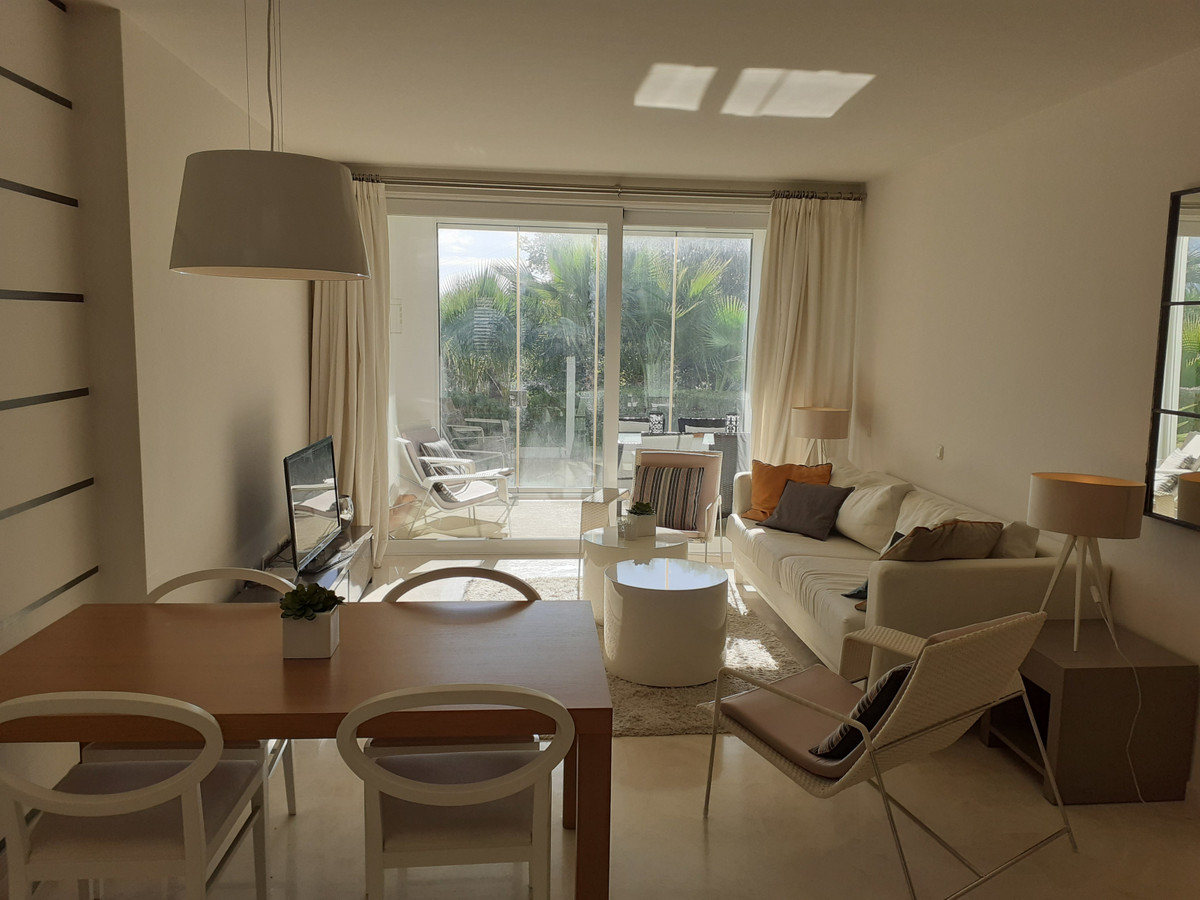 Ground Floor Apartment for sale in Estepona, Costa del Sol