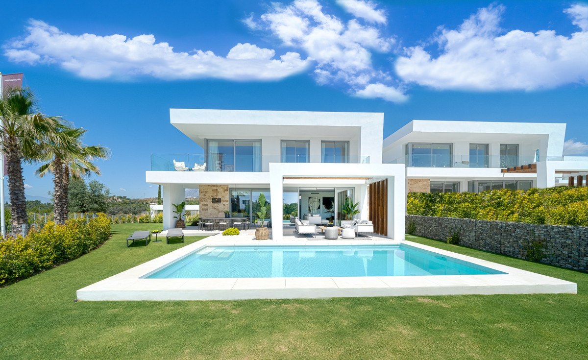 4 Bedroom Detached Villa For Sale Marbella, Costa del Sol - HP3393235