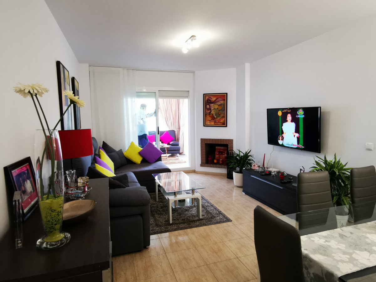 1 Bedroom Middle Floor Apartment For Sale Calahonda, Costa del Sol - HP3532996