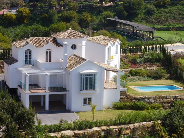 						Villa  Individuelle
																					en location
																			 à Elviria
					
