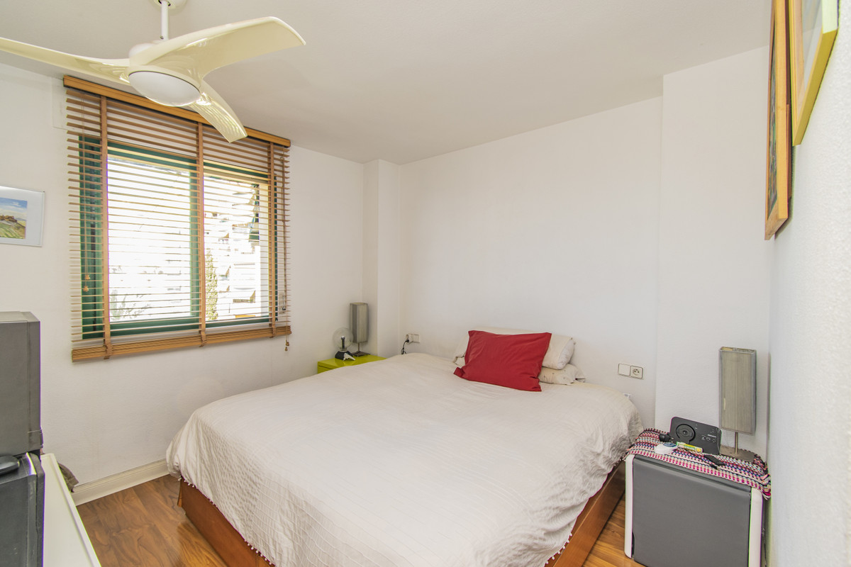 3 bedroom Apartment For Sale in Marbella, Málaga - thumb 4