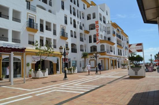 Commercial Premises for sale in Marbella - Puerto Banus