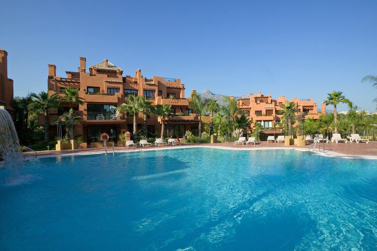 Luxury apartments in one of the most sought residential complexes in Marbella.