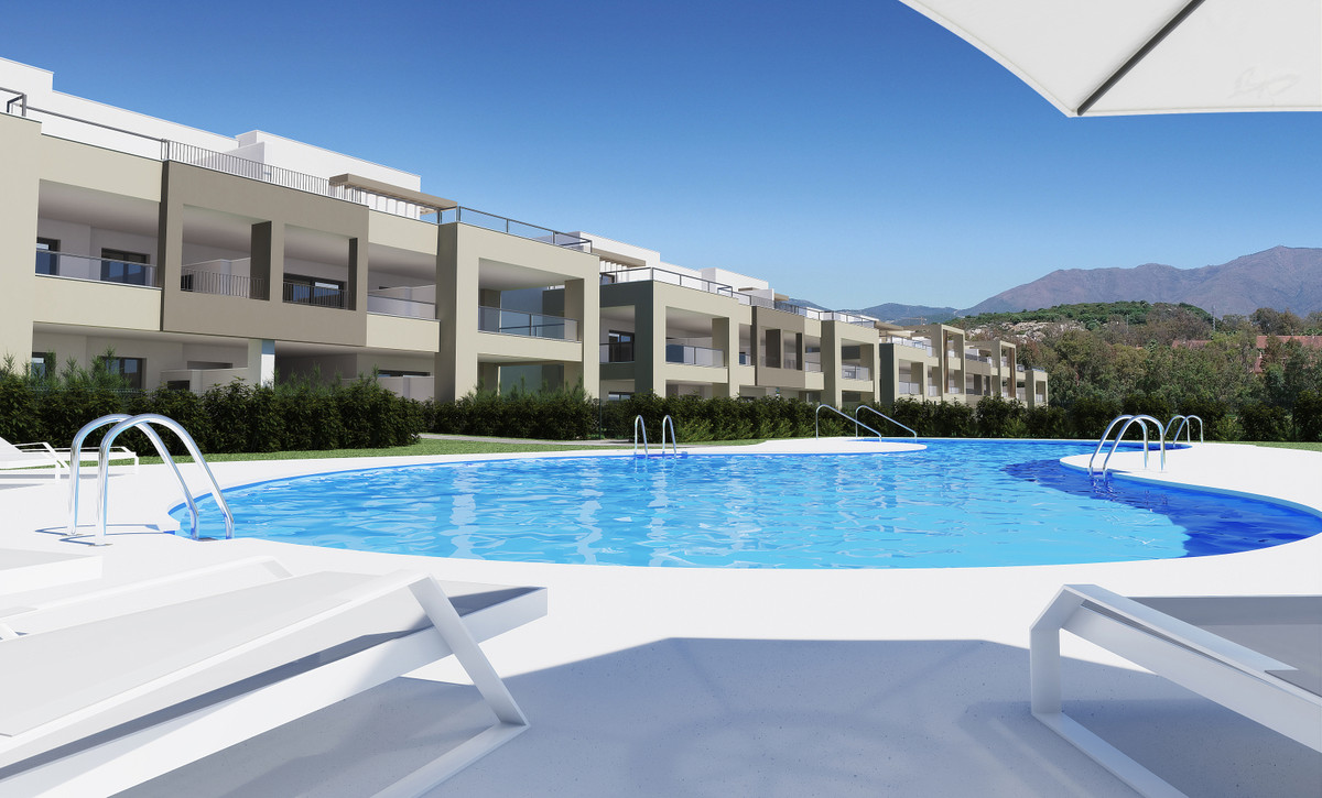 2 Dormitorios Apartamento Planta Baja  En Venta Casares, Costa del Sol - HP4588981