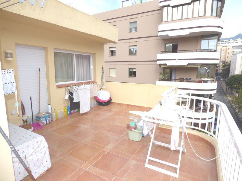 2 bedroom Apartment For Sale in Marbella, Málaga - thumb 2
