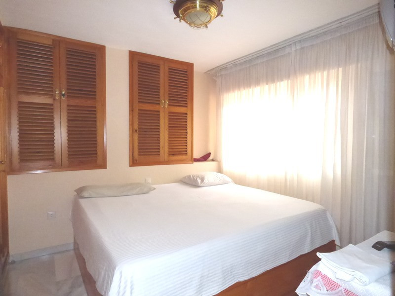 2 bedroom Apartment For Sale in Marbella, Málaga - thumb 9