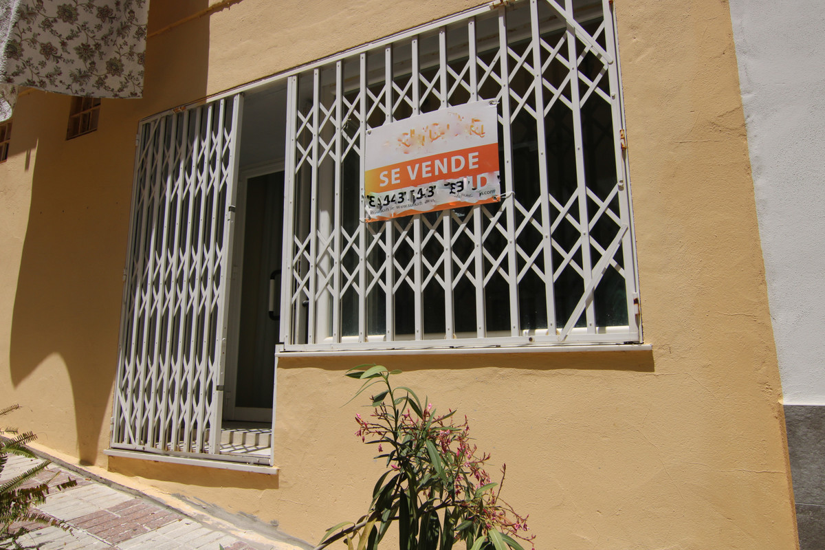 Comercial Oficina 1 Dormitorio(s) en Venta Coín