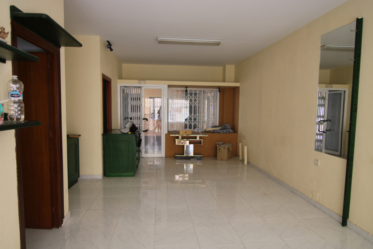 1 bedroom Commercial Property For Sale in Coín, Málaga - thumb 4