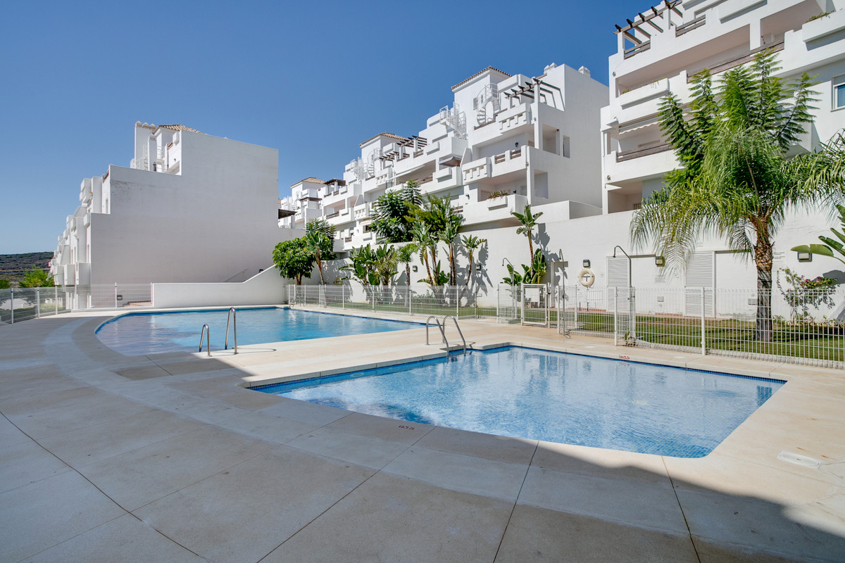 4 bedroom duplex apartment in Valle Romano Estepona. You enter into a spacious hallway with the kitc Spain