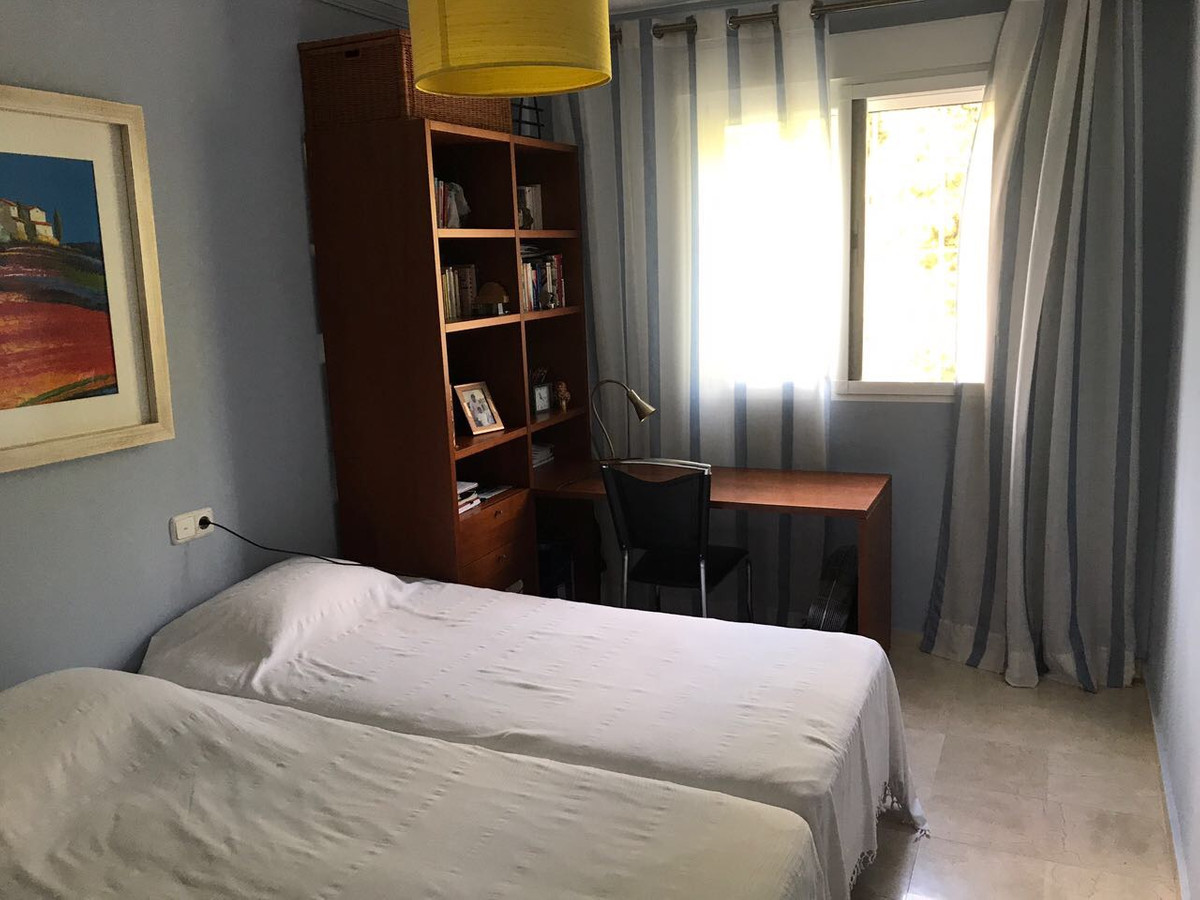 3 bedroom Apartment For Sale in Nueva Andalucía, Málaga - thumb 9