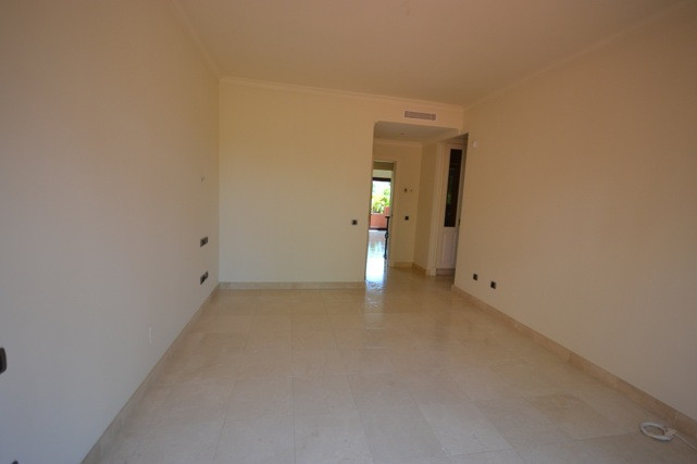 3 bedroom Townhouse For Sale in The Golden Mile, Málaga - thumb 17