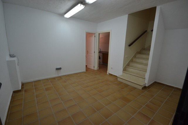 3 bedroom Townhouse For Sale in The Golden Mile, Málaga - thumb 23