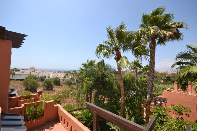 3 bedroom Townhouse For Sale in The Golden Mile, Málaga - thumb 3